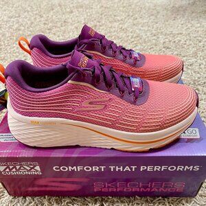 Skechers Women's Max Cushioning Elite 2.0 Alaura Athletic Running Shoes Size 7.5